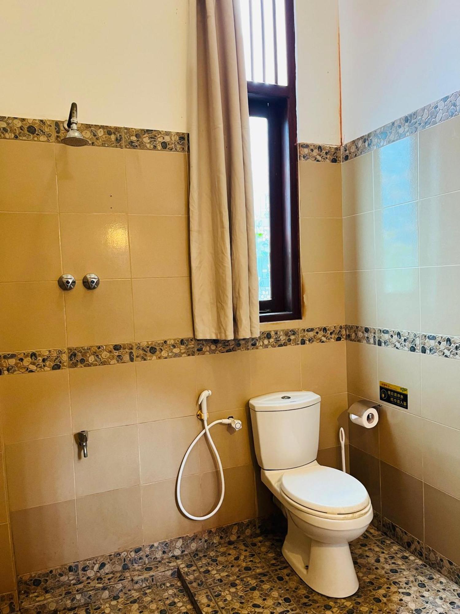 Hotel Blue Bird 尼甘布 外观 照片