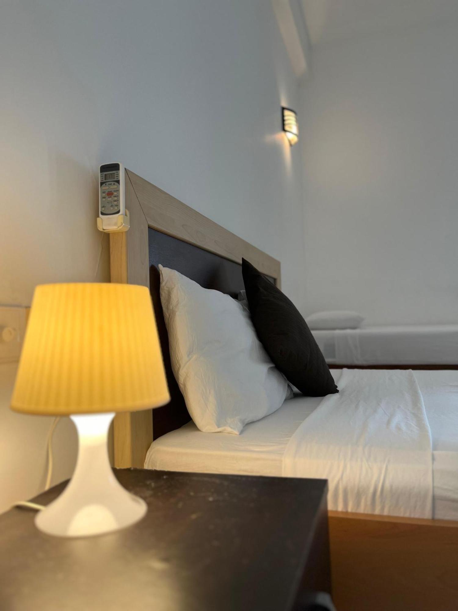 Hotel Blue Bird 尼甘布 外观 照片